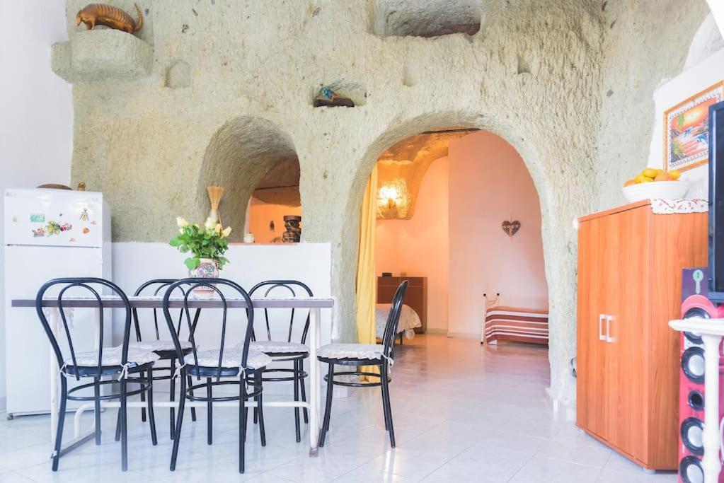 Appartamento In Pietra Di Tufo Verde Ischitana, Forio Forio di Ischia Dış mekan fotoğraf